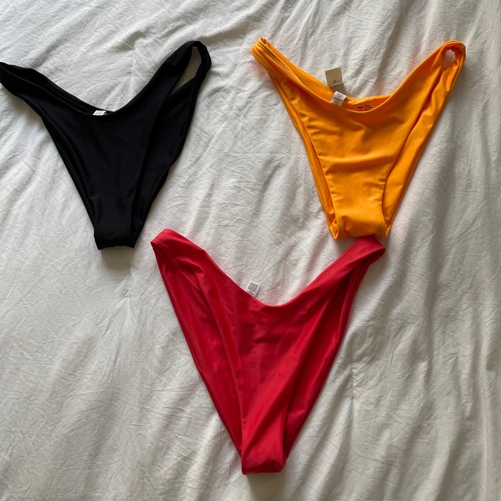 High waisted cheeky bikini bottoms